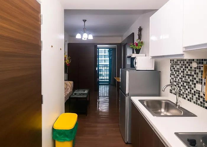 Makati Moodpad Fun Cozy Pool Access 300mbps Wifi 2271 *